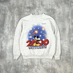 Vintage 2000 Disney Mickey Mouse Millennium Graphic Sweatshirt Size Medium Gray