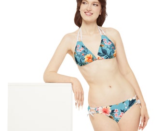 Ensemble bikini fleuri à lanières (AOP)