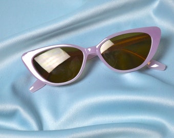 Pastel lilac cat eye fashion sunglasses Palmy Lilac Lush – Chic Cat-Eye Sunglasses with Soft Hues main image 4