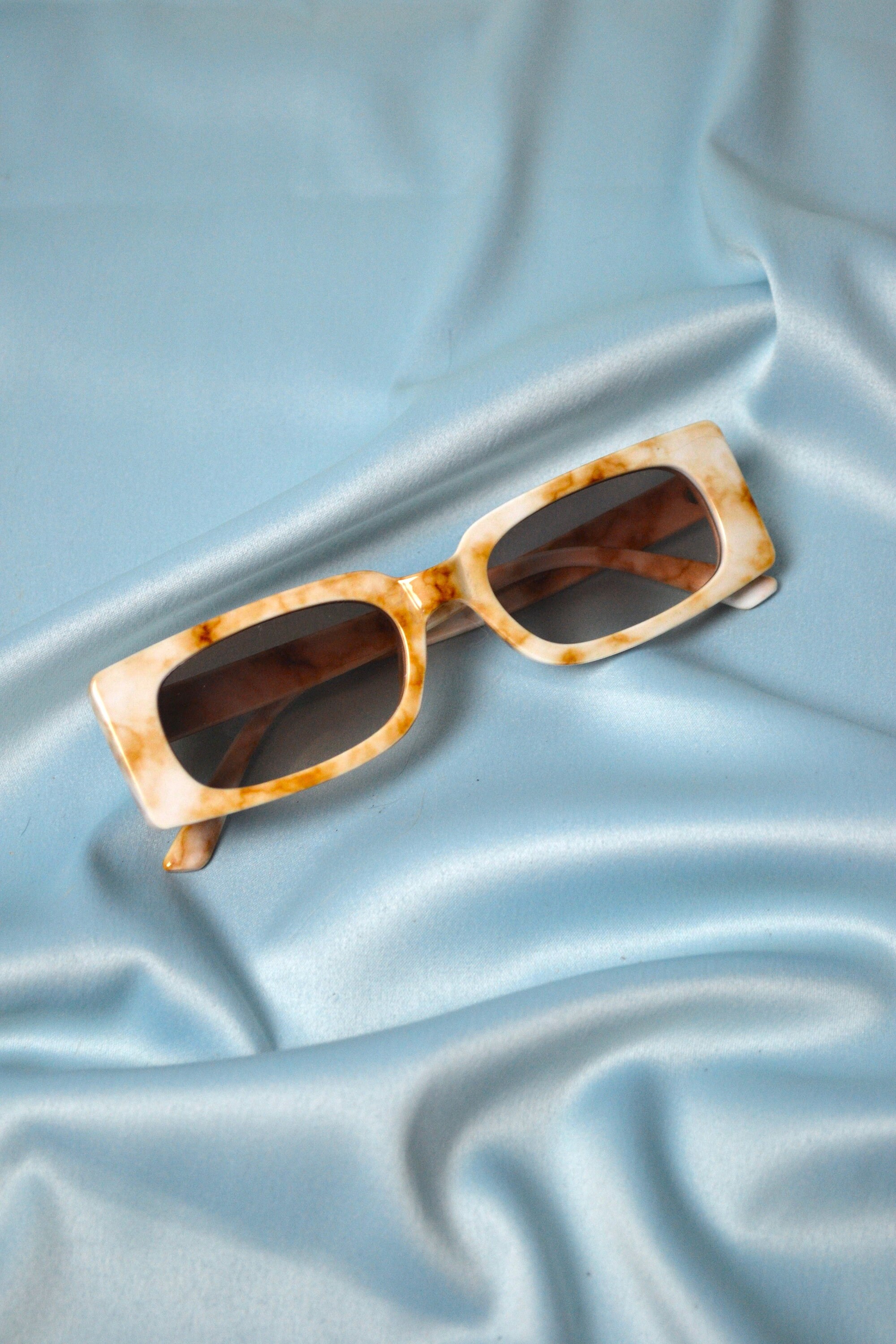 Vintage Y2K Designer Sunglasses | BCBG Max Azria Idol Chunky Square Gold Detail BCBGMAXAZRIA® Sunglasses [2025] | BCBG Authorized Dealer  main image 2
