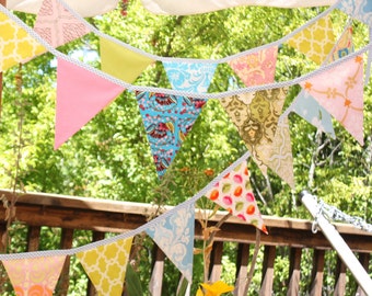 On Sale Flag Banner Bunting in Spring Colors, Surprise Fabric Pennant Flags, One of a Kind, 9 Flags Designer's Choice. Prop, Decoration.