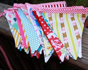 100 Feet of Carnival Bunting, Wedding Flag Banner Decoration in Shabby Chic Carnival Colors.