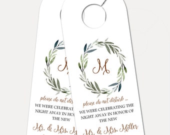 Personalized Door Hanger for Wedding Guests, Do Not Disturb Door Hanger, Hotel Welcome Gift, Wedding Favor, Wedding Door Tag (3837)