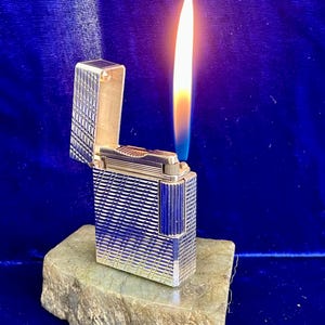Vintage Silver Short ST DuPont Feuerzeug Super Mint Zustand Funktioniert 1 Jahr Garantie