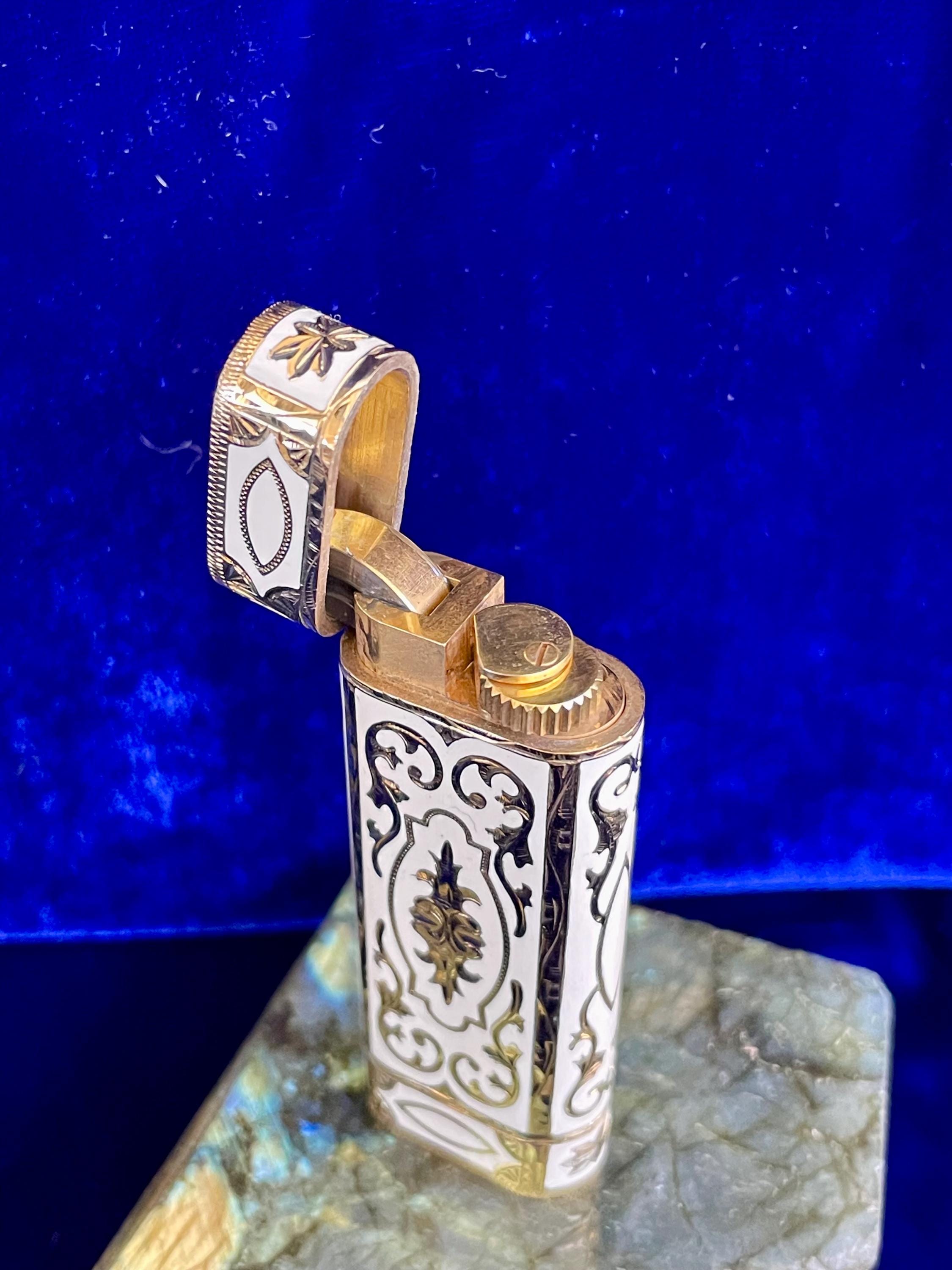 Vintage Roy King Cartier Lighter 99.9% New Condition Works 1 Year 