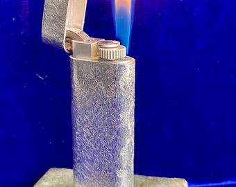 Rare Silver Brushed Oval Cartier Lighter Mint Condition Works 1 Year Warranty