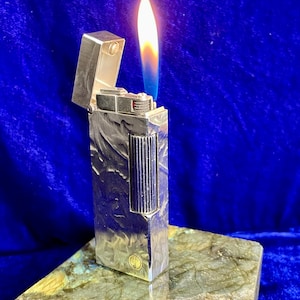 Vintage Silver Bark Rollagas Dunhill Lighter Super Mint Condition Works 1 Year Warranty