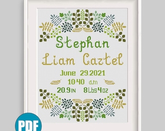 Peut inclure: Modèle de point de croix avec une couronne florale feuillue avec le texte "Stephan Liam Caztel", "June 29, 2021", "10:40 a.m.", "20.9 in", et "8 lbs 4 oz".