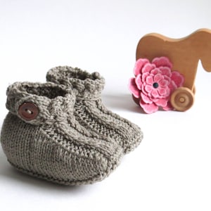 Baby Braided Ankle Bootie Knitting Pattern image 1