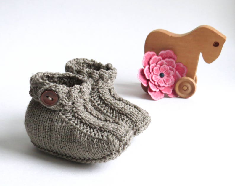 Baby Braided Ankle Bootie Knitting Pattern image 1