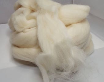 Superwash Merino and nylon, 4 ounces, fiber, spinning fiber, spindle spinning, spinning, roving, top, Ashland Bay, Threadsthrutime