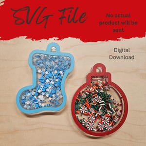 Puede incluir: Dos diseños de archivos SVG con temática navideña. Uno es un calcetín con contorno azul lleno de chispas de copos de nieve azules y blancos. El otro es un adorno con contorno rojo lleno de chispas verdes, rojas y blancas. El texto "SVG File" y "Digital Download" son visibles.