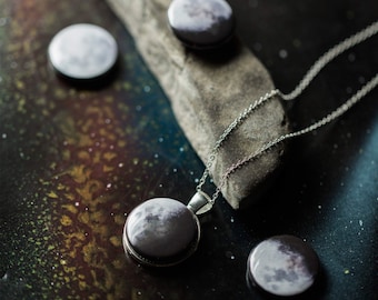 Collar con fases lunares intercambiables: joyería magnética interactiva para viajes y profesores. Intercambia imágenes. Colgante lunar 5 en 1.