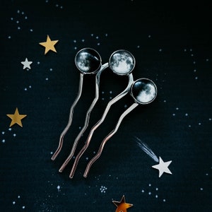 Moon Phase Trio Hair Pin - Lunar Phases Hair Comb Accessory, Witchy Gifts, Stocking Stuffer, Unique Celestial Wedding Hair Clip, Cosmic Gift