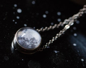 Personalized Lunar Phase Slide Pendant Necklace - Custom Moon Phase from Provide Date - How Moon Looked on Birthday, Anniversary, Wedding