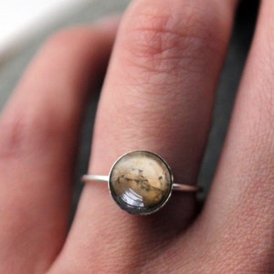 Mars Sterling Silver Stacking Ring - Galaxy Space Jewelry Custom Sized - Petite Solar System Planet Jewellery - Aries Ruling Planet Zodiac