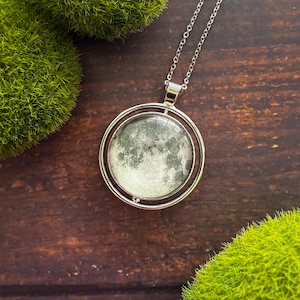 Full Moon Fidget Pendant Necklace - Double Sided Lunar Phase Pendant - Cosmic Jewelry - Anxiety Relief Necklace - Spinner Pendant Necklace