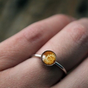 Venus Sterling Silver Stacking Ring - Galaxy Space Jewelry Custom Sized - Petite Solar System Planet Jewellery - Libra Taurus Birth Planet