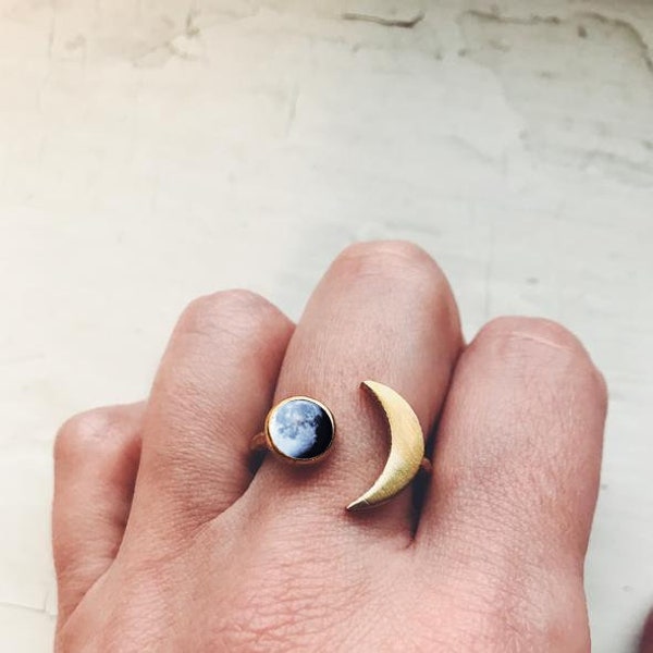 My Moon Personalized Ring - Ring Made with Phase of the Moon from Custom Date - Personalized Birthday or Wedding Anniversary Celestial Gift