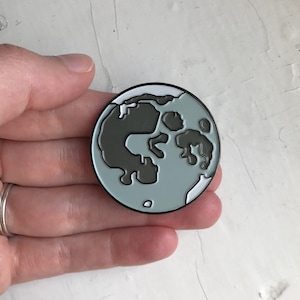 Full Moon Enamel Pin - Solar System Gift, Planetary Unisex Gift, Stocking Stuffer, Bag Accessory, Clothing Accessory, Space Accessory