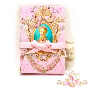 Marie Antoinette Egg with Monogram | cat-arzyna-shop