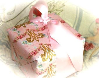 Wrapping Paper, Gift Wrap Marie Antoinette 4 Sheet Set Choose from a Variety of Designs