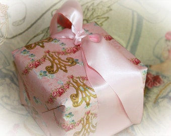 Wrapping Paper, Gift Wrap Marie Antoinette 4 Sheet Set Choose from a Variety of Designs