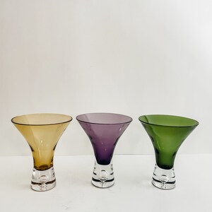 Jewel Tone martiniglas set van 3 meerkleurige borrelglaasjes zonder steel kleurrijke art deco handgemaakte bargerei halverwege de eeuw thuisbar
