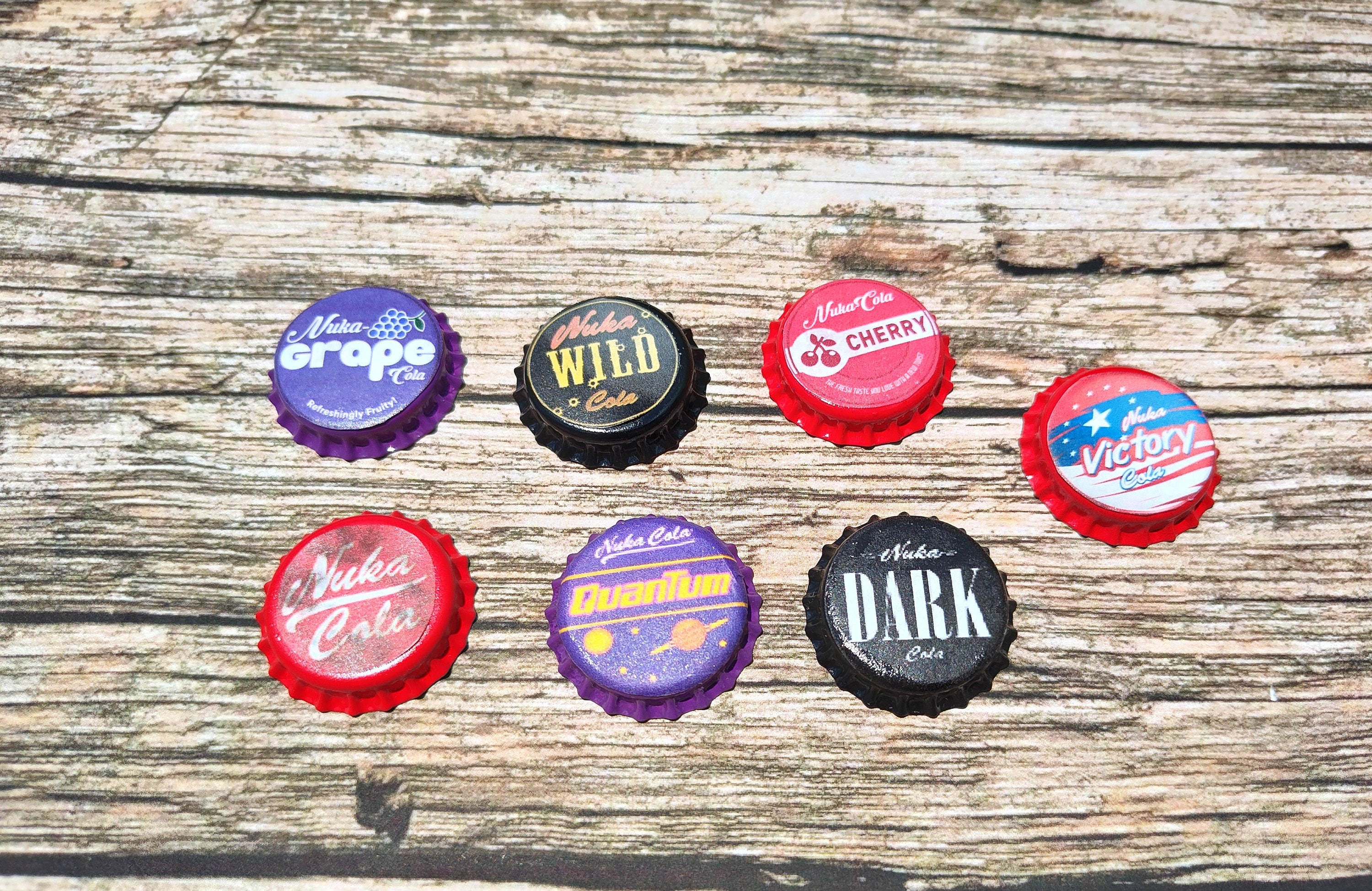 Fallout ヌカコーラ クランベリー ボトル&キャップ レプリカ 非公式