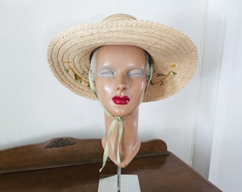 1950s Embroidered Sunhat With Chin Tie