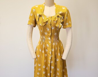 Early 1940s Mustard Print Linen Day Dress