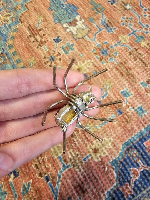 1940s Red Jewel Spider Brooch - image 3