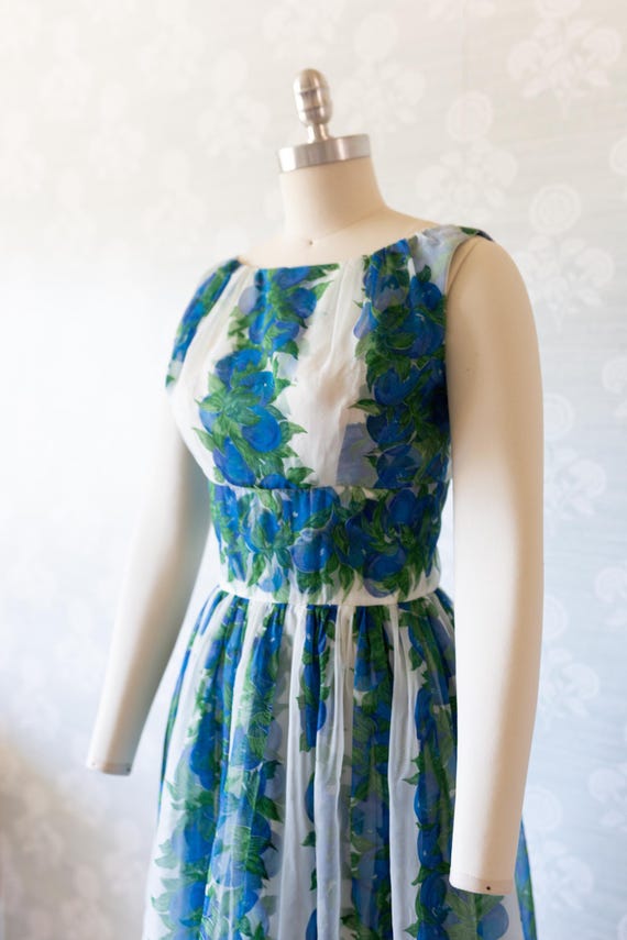 Strawbarries Printed Blue Sleeveless 1950s Dress