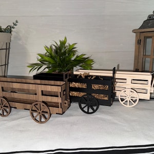 Interchangeable Wagon Decor