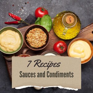 Puede incluir: Vista cenital de una tabla de madera con varias salsas e ingredientes. La imagen presenta cuencos con salsas amarillas, mostaza, tomates, aceite de oliva y chiles rojos. El texto en un papel dice "7 Recetas Salsas y Condimentos."