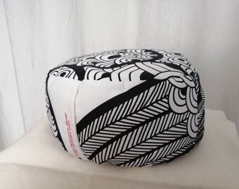 Yoga cushion 30 cm, spelt husks