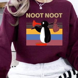 Noot Noot Sweatshirt, Pingu Sweatshirt, Retro Penguin Sweatshirt, Animal Lover Gifts, Penguin Lover Gifts, Pingu Fans, Animal lover Sweater
