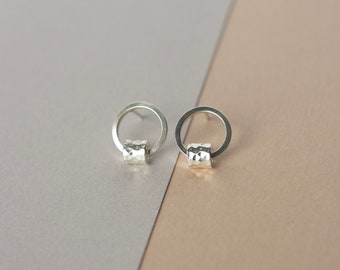 Sterling Silver Geometric Studs, Small Circle Earrings, Minimalist Everyday Jewelry, Modern Round Studs, Gift for Her, Hammered Bead