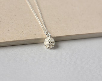 Dainty Flower Necklace, Sterling Silver Floral Jewelry, Nature Inspired Detailed Flower, Minimalist Botanical Jewelry, Garden Girl