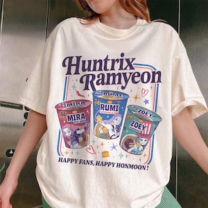 Maglietta Huntrix Ramyeon Comfort Colors, maglietta ispirata al film Demon Hunter con noodle, abbigliamento ispirato alla Corea, maglietta anime, regalo per fan