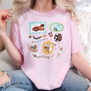 Camiseta con personajes de Cars, camiseta pastel de Rayo McQueen, camiseta rosa de Pixar para ella, top de regalo con gráficos de Mater y Sally estilo kawaii.