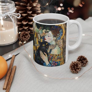 Gustav Klimt The Kiss Cat Mug: Whimsical and Unique Art Gift