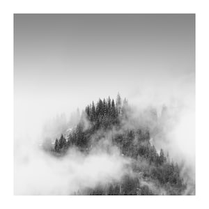 Photography, mountains in the fog