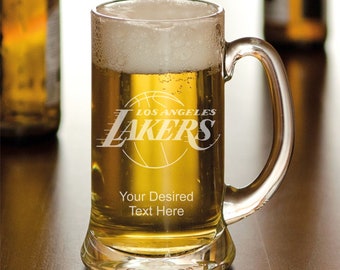 Gravierter American Basketball Lakers Bierkrug. 0,5l Bierkrug, personalisiert mit Ihrem individuellen Text. Bierglas mit Gravur