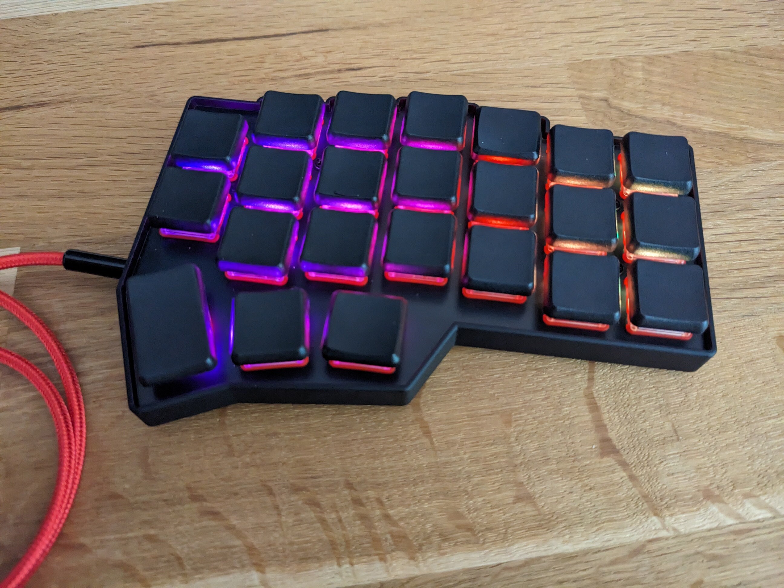 Corne V4.1 Choc Low-profile - Fully Assembled Split Keyboard Corne V4.1 Choc Low-profile - Fully Assembled Split Keyboard