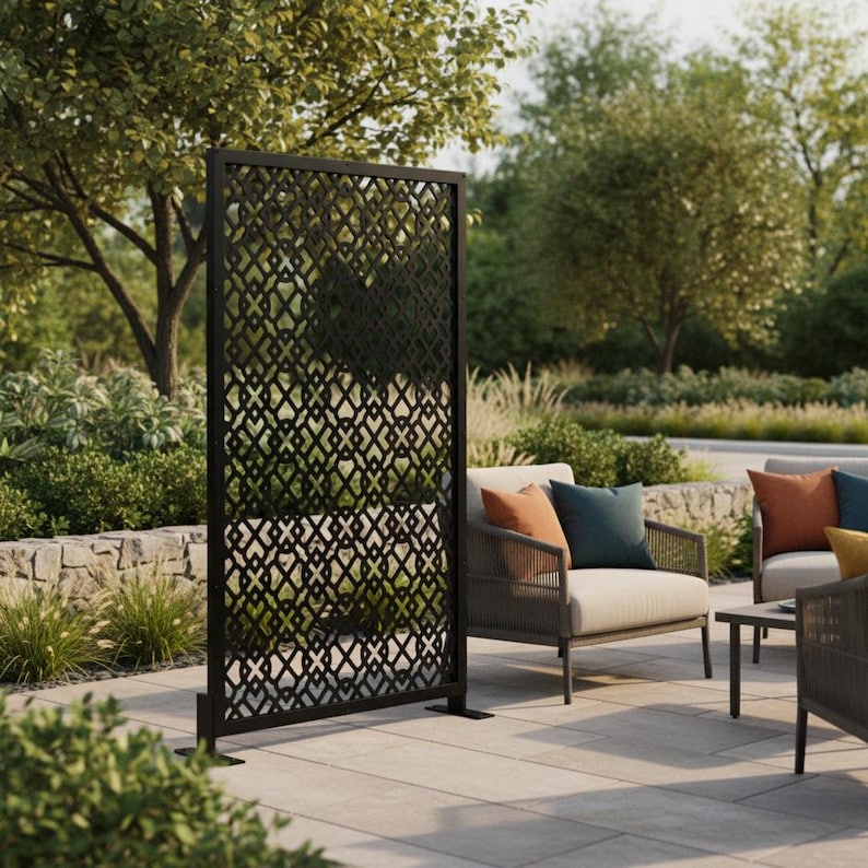 Luxury Clover Leaf Privacy Panel, Designer Aluminum Garden Screen ...