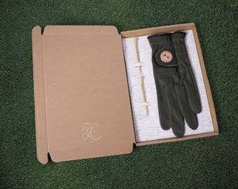 Gepersonaliseerde groene leren golfcadeauset – Monogram Ball Marker & Tees