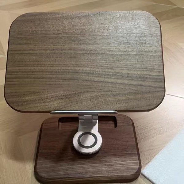 Vintage-inspired Wooden E-reader - Timeless Reading Experience