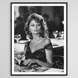 Sophia Loren Photo Print, Iconic Vintage Hollywood Wall Art, Classic Movie Star Decor, Perfect Gift for Film Lovers