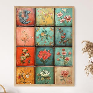 Könnte beinhalten: Ein gerahmtes Kunstwerk mit einem Raster aus zwölf quadratischen Kacheln. Jede Kachel zeigt ein einzigartiges Blumen- oder Vogeldesign in leuchtenden Farben wie Orange, Türkis und Gelb. Das Kunstwerk hat ein rustikales, gealtertes Aussehen mit einem Holzrahmen.